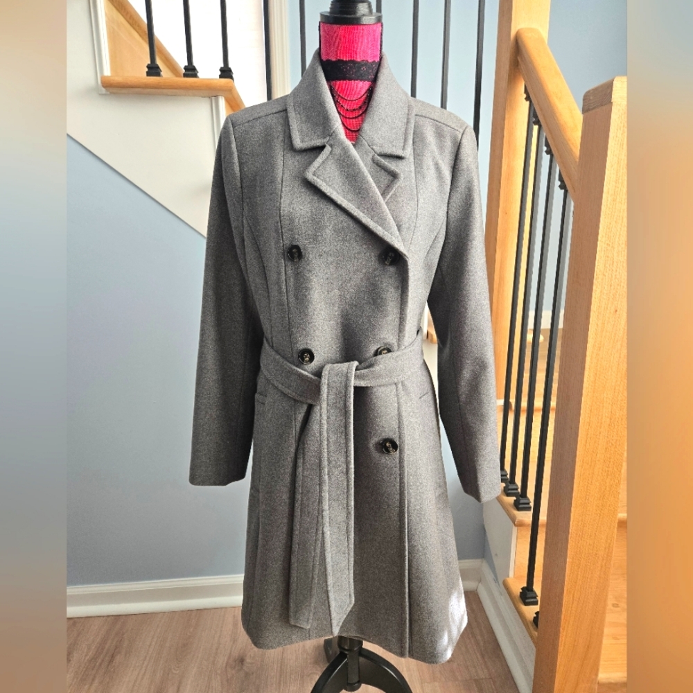 Express Women's Gray Double-Breasted Coat‎ - Large NWT